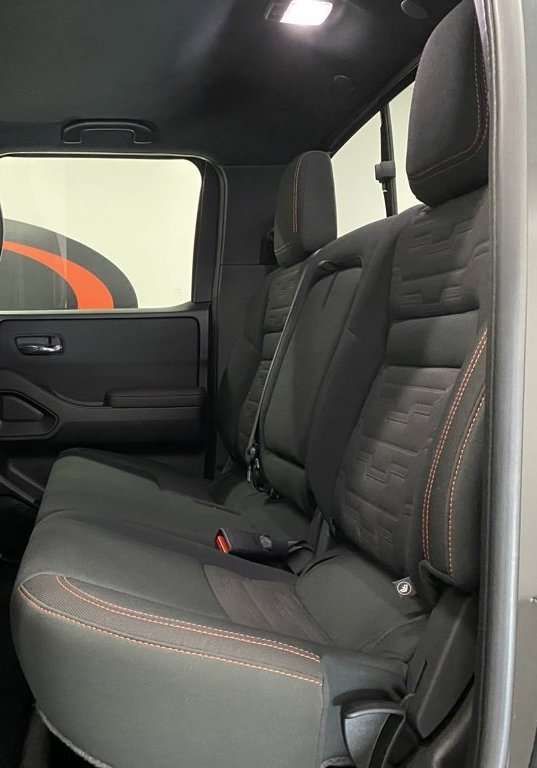 2022+ Nissan Frontier – Rear 60/40 Seat Covers
