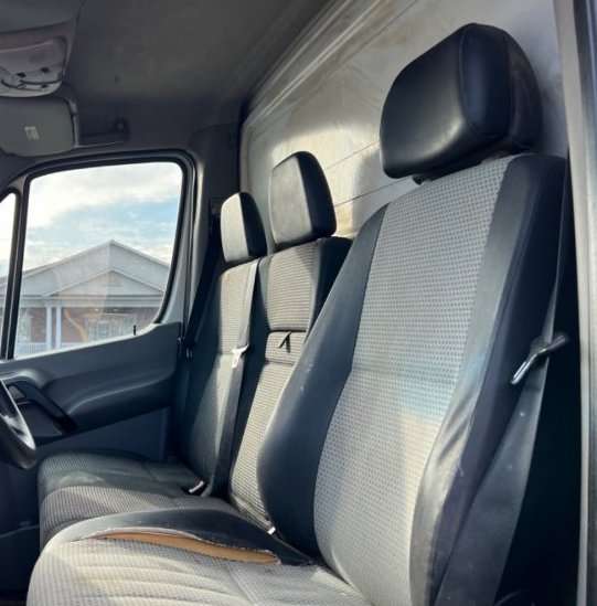 Dodge / Mercedes Sprinter – 60/40 Split Seat Covers