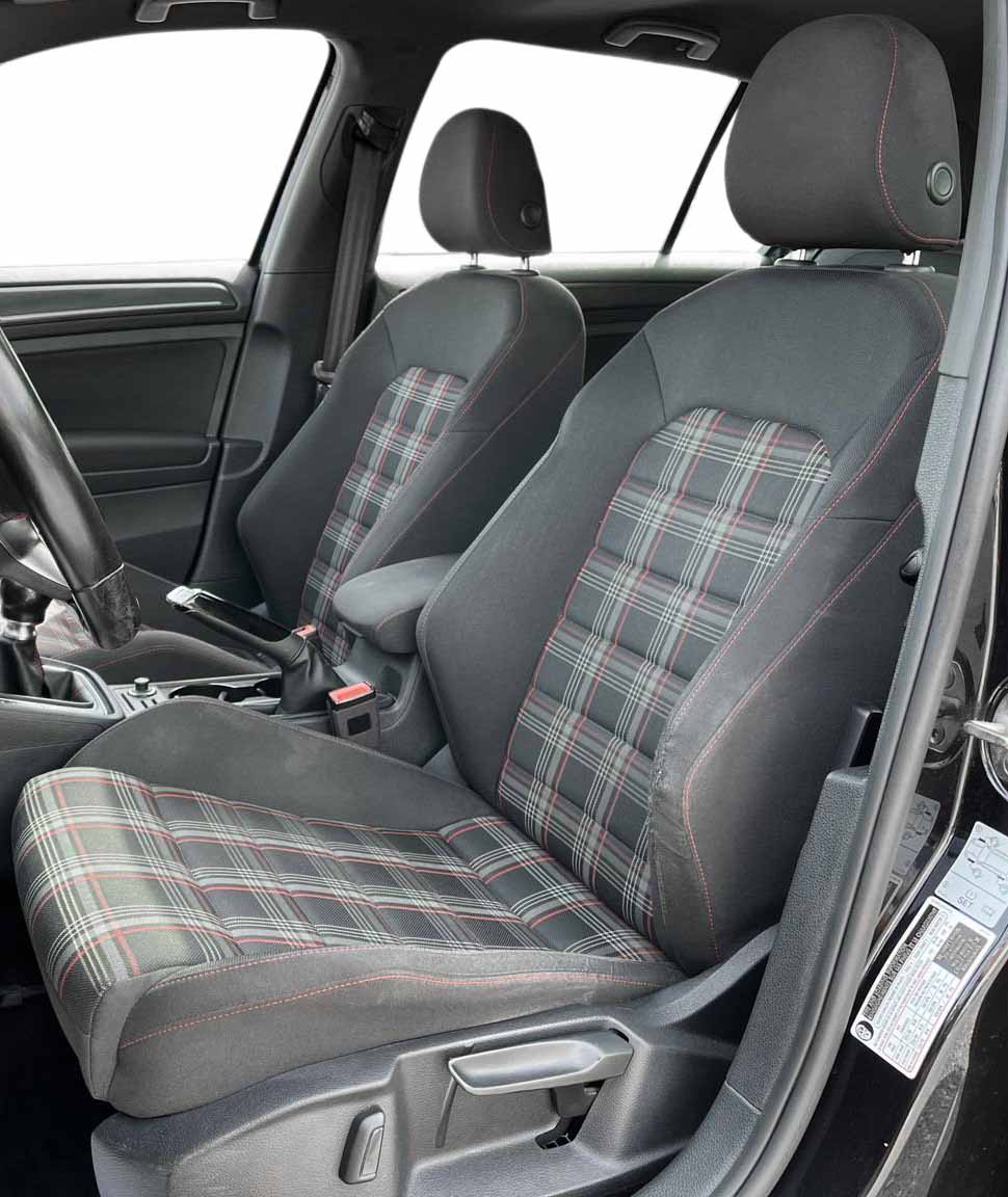2014-2020 Volkswagen GTI front seat