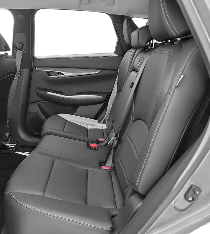 2018 Infiniti QX50 Rear seat