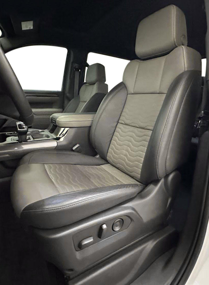 2023+ Chevrolet Silverado ZR2 – Front Seat Covers